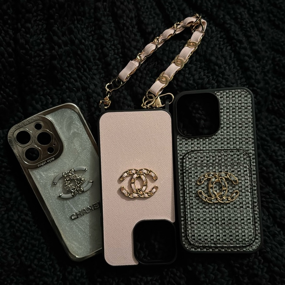 Designer inspired iPhone 15 pro max case w/wrist-strap